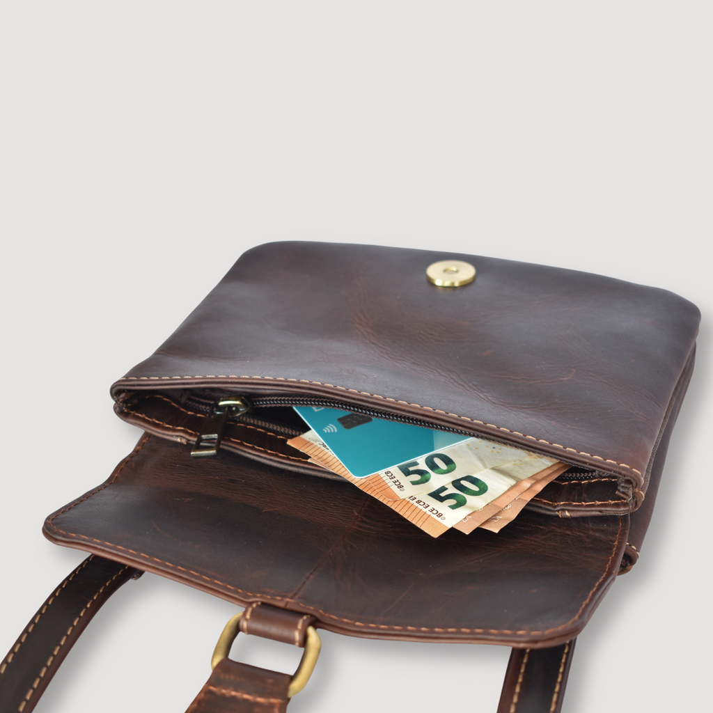 Mini Bolso Vintage de Cuero Genuino – Estilo Retro – IULIUS