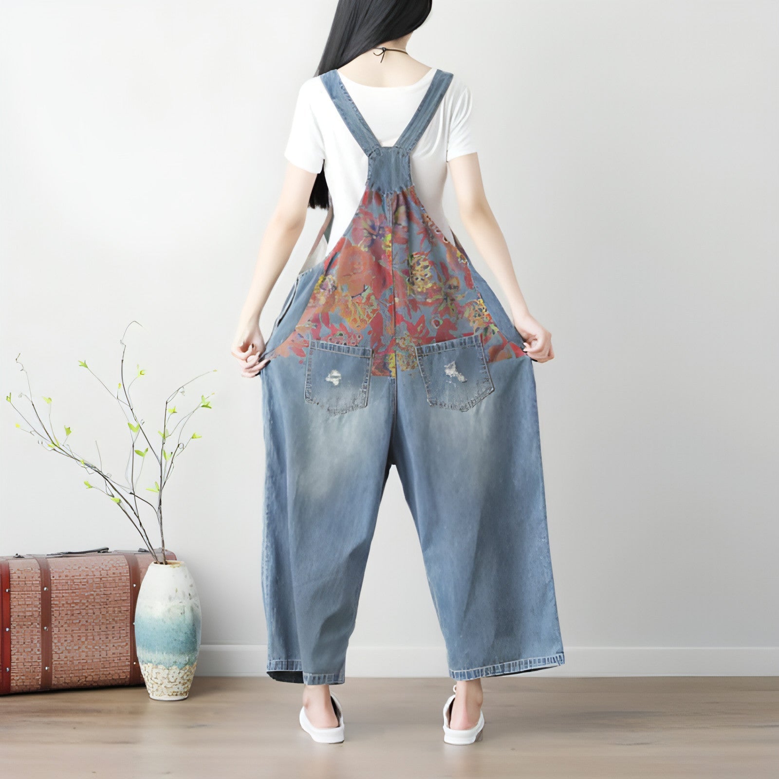 UrbanEase™ Women's Plus Size Printed Suspender Pants