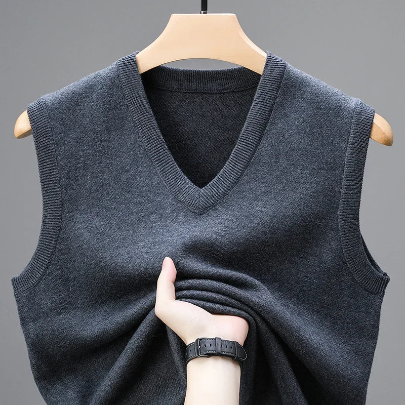 2026 Men's Casual Sweater Vest Warm Comfortable Autumn Winter Fashion Outerwear