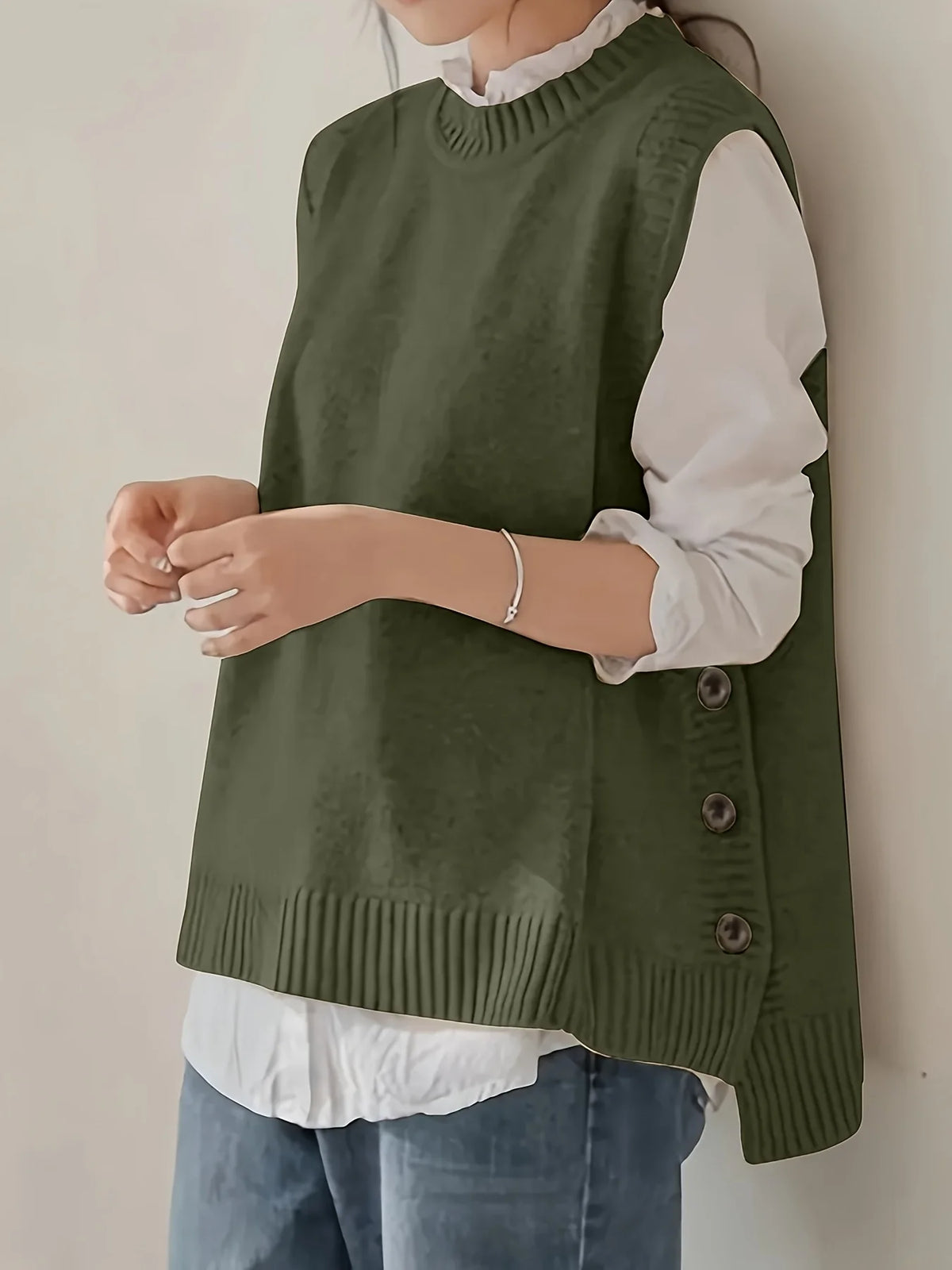 Women's Minimalist  Knit Vest Sweater Sleeveless Round Neck Button-Front Design Preppy Business Casual Style For Office