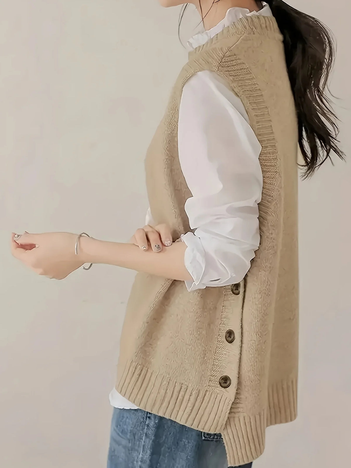 Women's Minimalist  Knit Vest Sweater Sleeveless Round Neck Button-Front Design Preppy Business Casual Style For Office