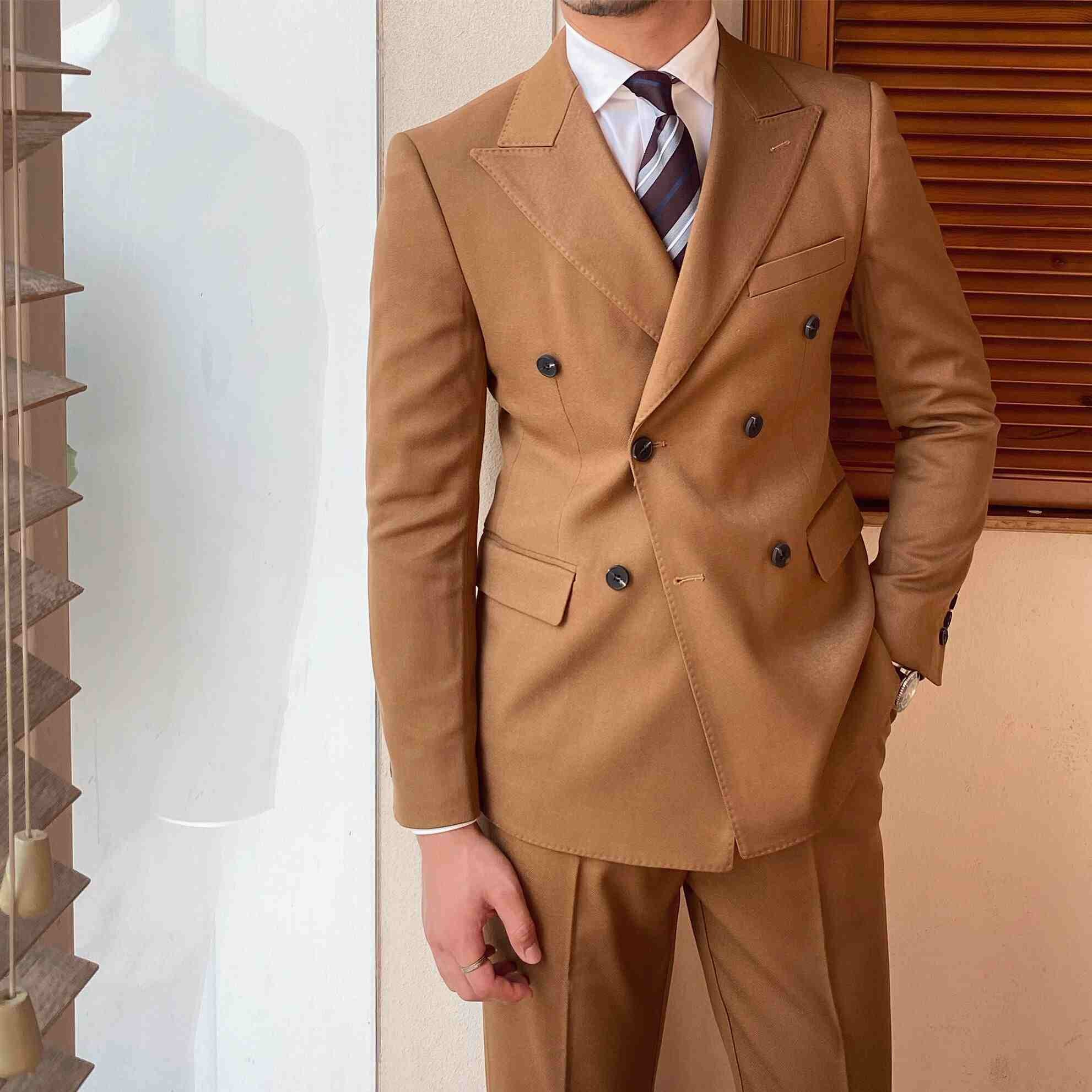 Aureux™ – Double-Breasted Business Blazer