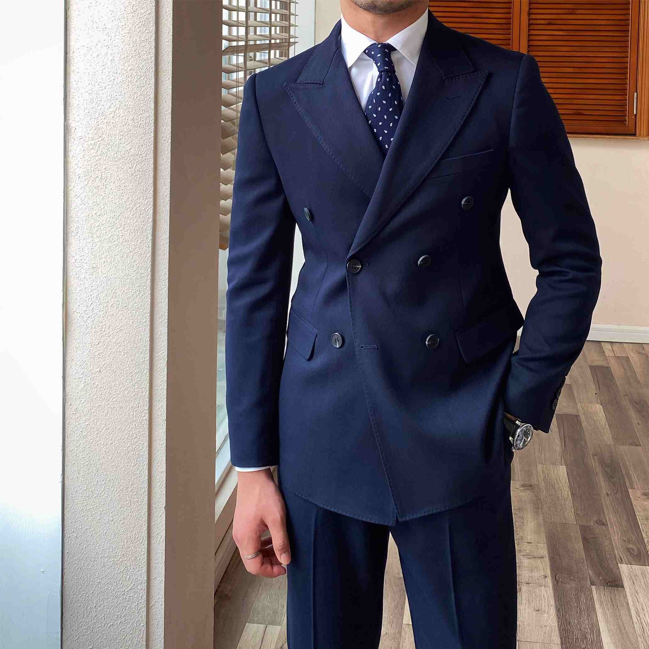 Aureux™ – Double-Breasted Business Blazer